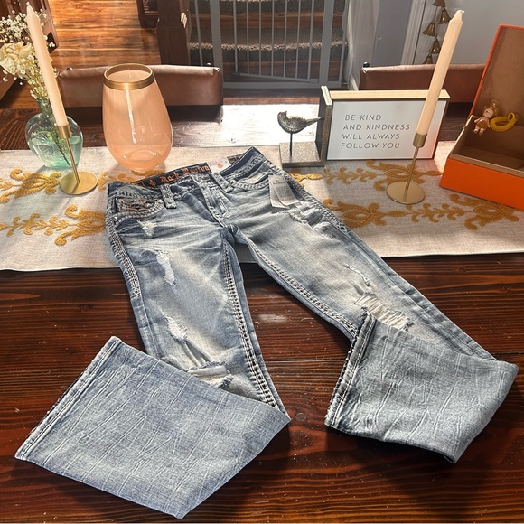 NWT, Rock Revival Niccola, Mid-rise - Picture 2 of 11